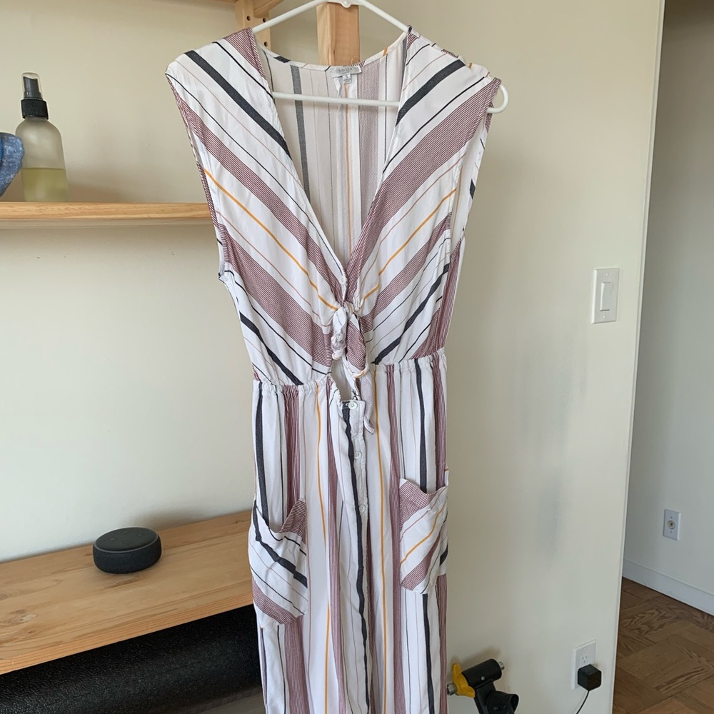 White Tavik Summer dress/coverup. Size small